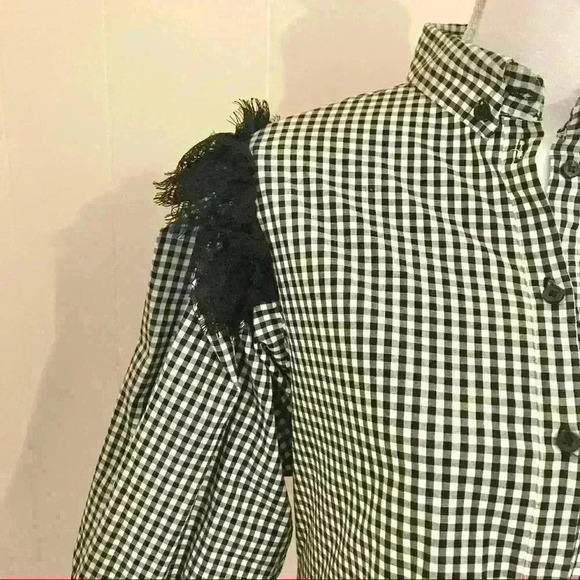 IMPERIAL Checkered Lace Puff Sleeve Blouse - Picture 3 of 7